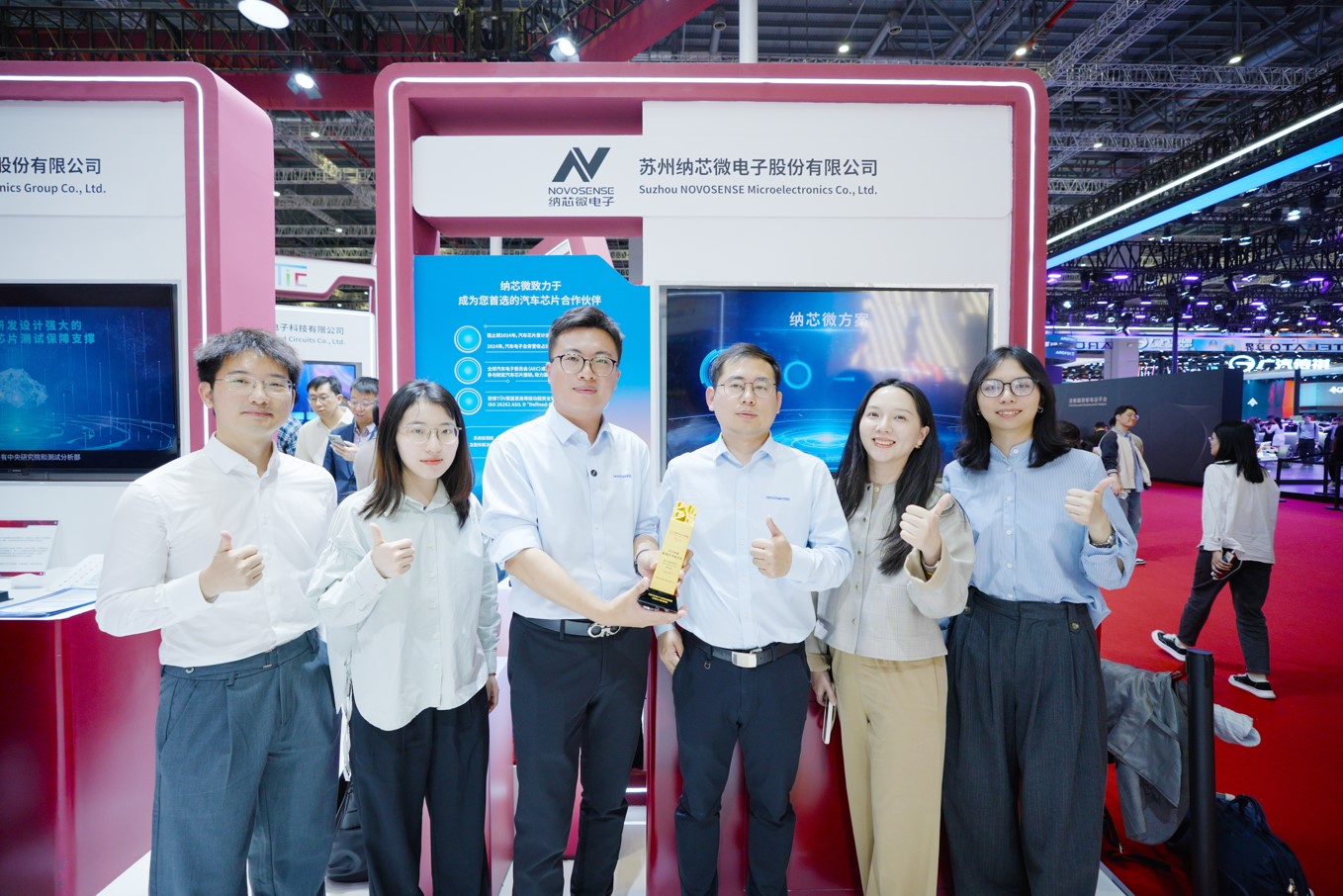 bbin宝盈亮相2025上海车展，斩获“年度影响力汽车芯片”大奖